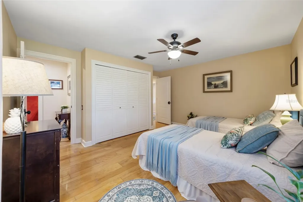 632 Royal Dornock Court Tarpon Springs FL 34688