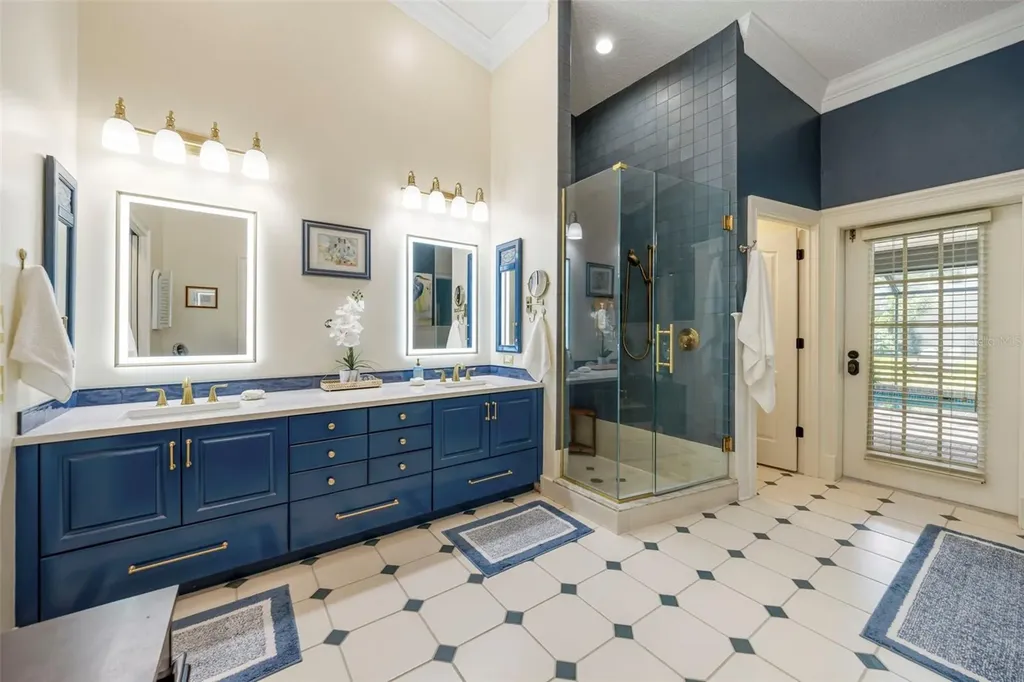 632 Royal Dornock Court Tarpon Springs FL 34688