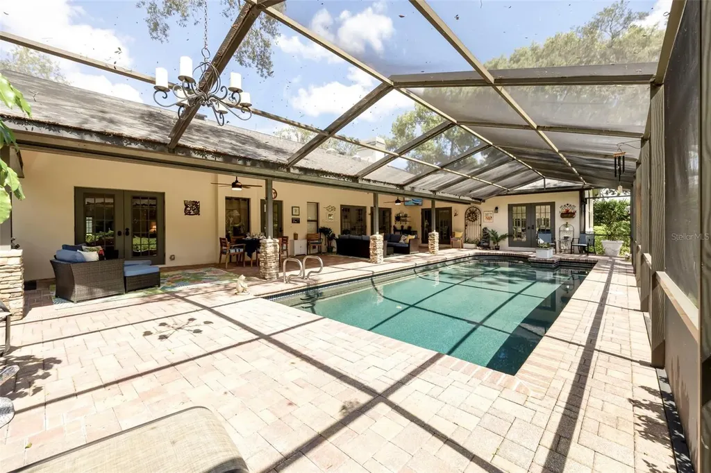 632 Royal Dornock Court Tarpon Springs FL 34688