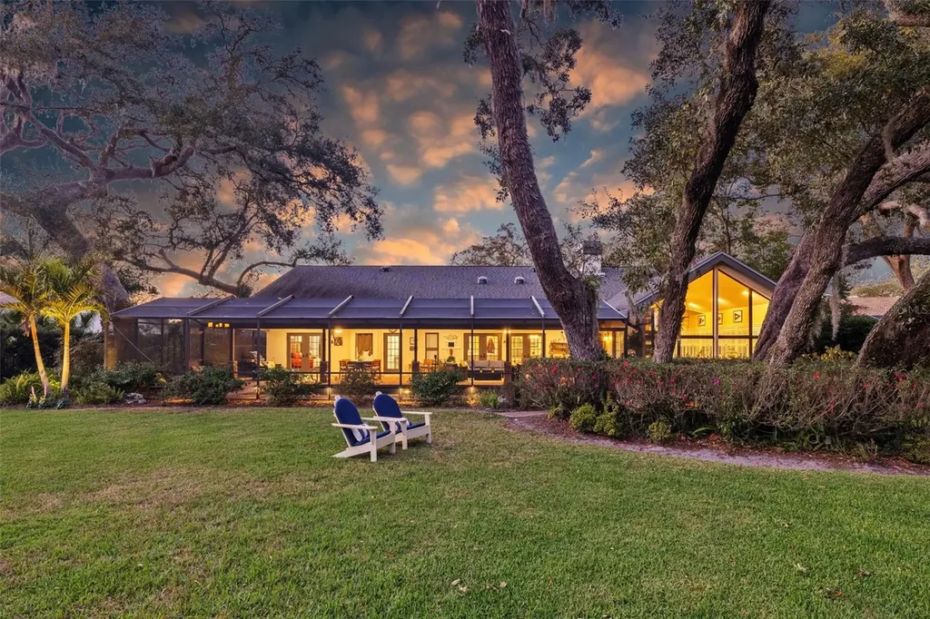 632 Royal Dornock Court Tarpon Springs FL 34688