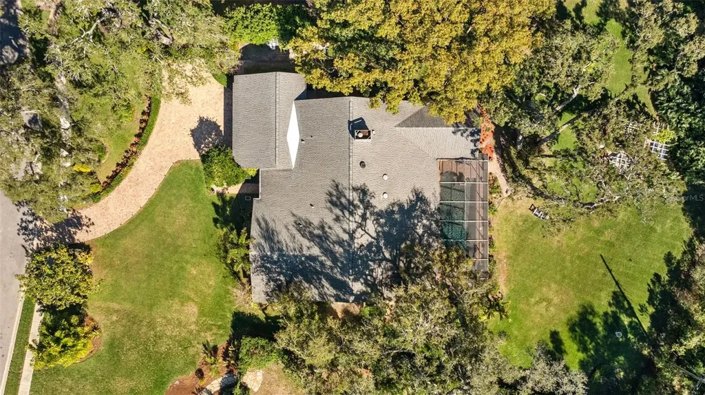 632 Royal Dornock Court Tarpon Springs FL 34688