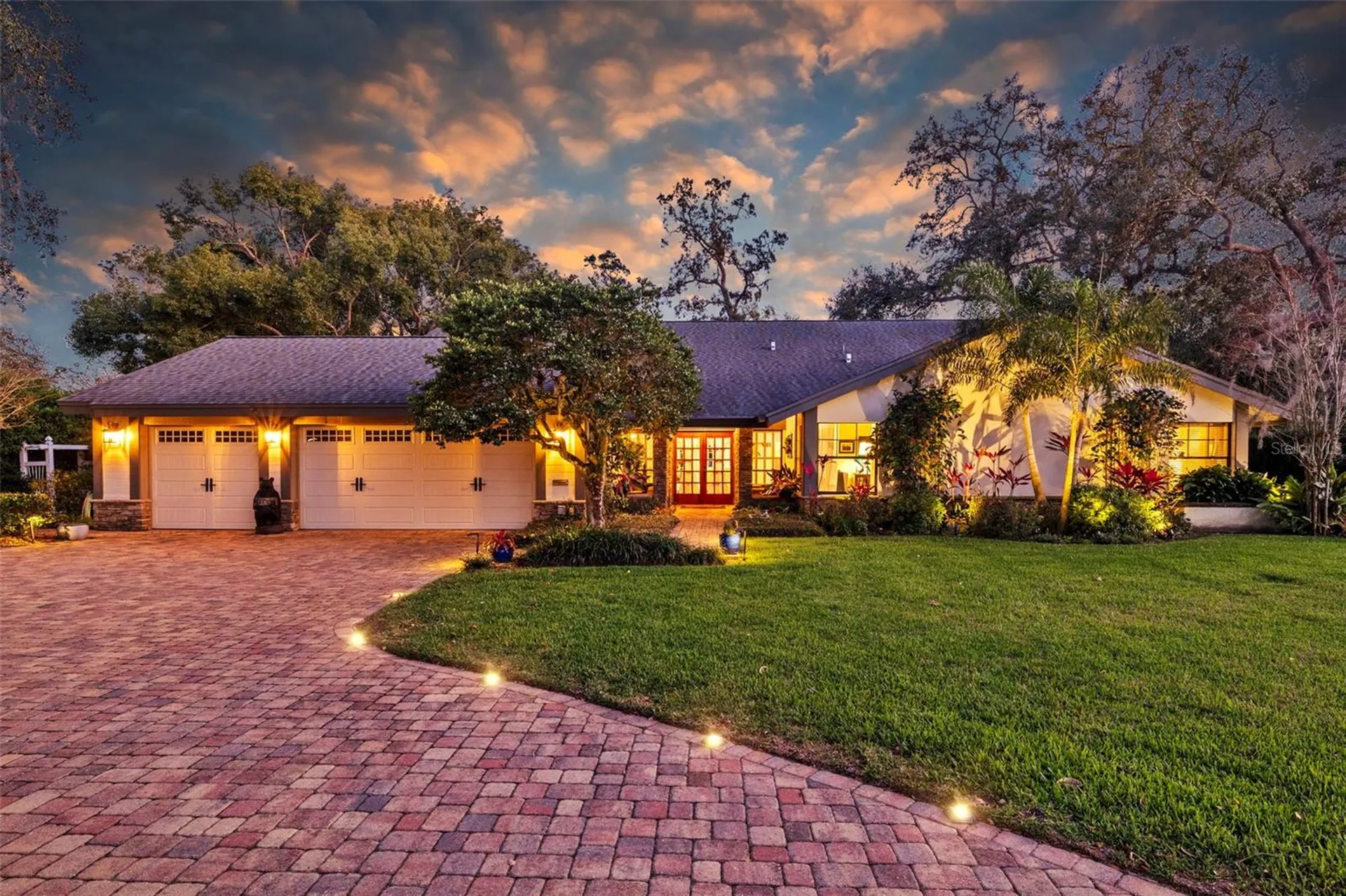 632 Royal Dornock Court Tarpon Springs FL 34688