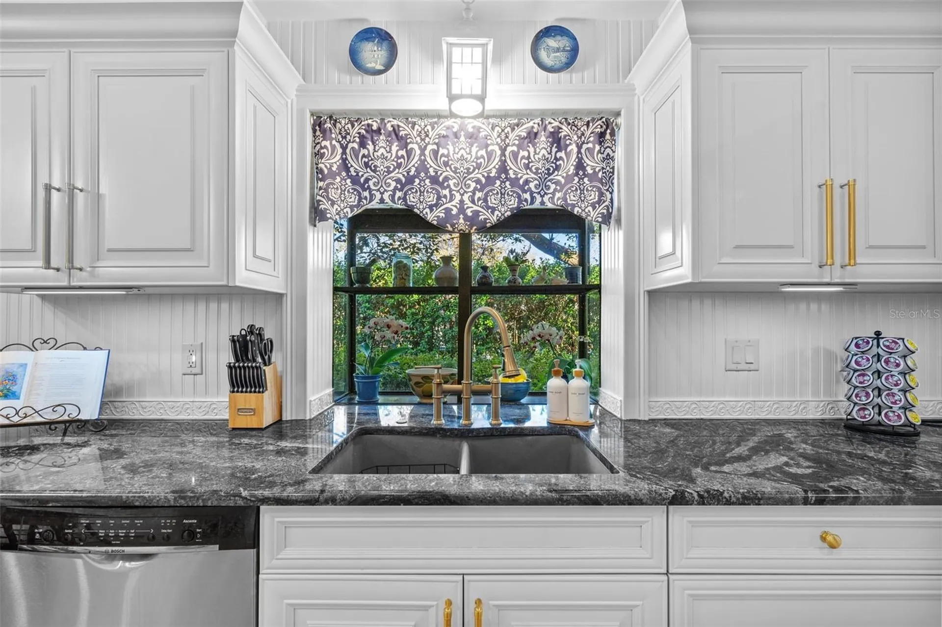 632 Royal Dornock Court Tarpon Springs FL 34688
