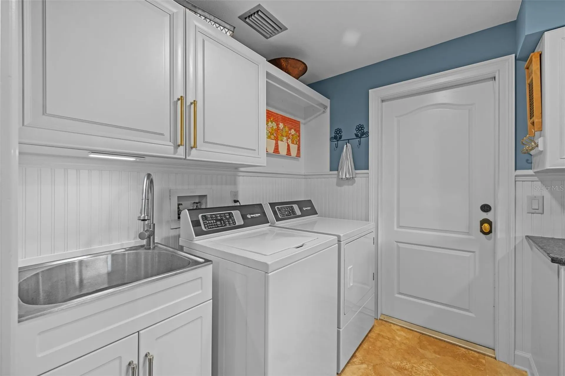 632 Royal Dornock Court Tarpon Springs FL 34688