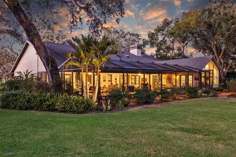 632 Royal Dornock Court Tarpon Springs FL 34688