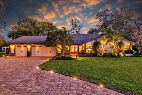 632 Royal Dornock Court Tarpon Springs FL 34688