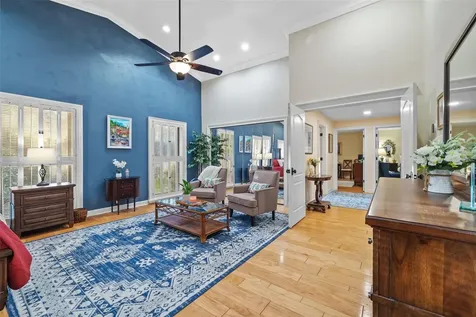 632 Royal Dornock Court Tarpon Springs FL 34688