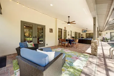 632 Royal Dornock Court Tarpon Springs FL 34688