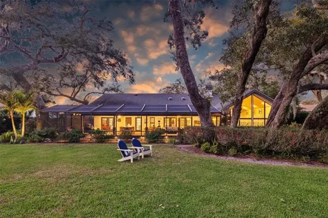 632 Royal Dornock Court Tarpon Springs FL 34688