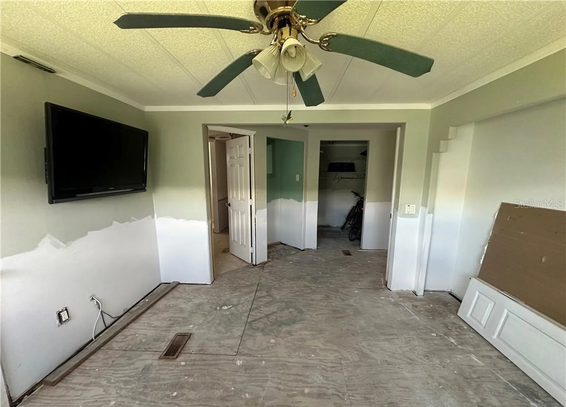 14700 Patrick Henry Road North Fort Myers FL 33917