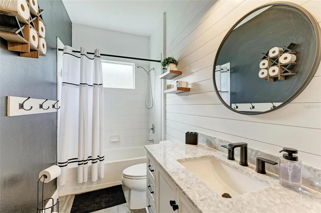 5234 Aqua Breeze Drive Bradenton FL 34208