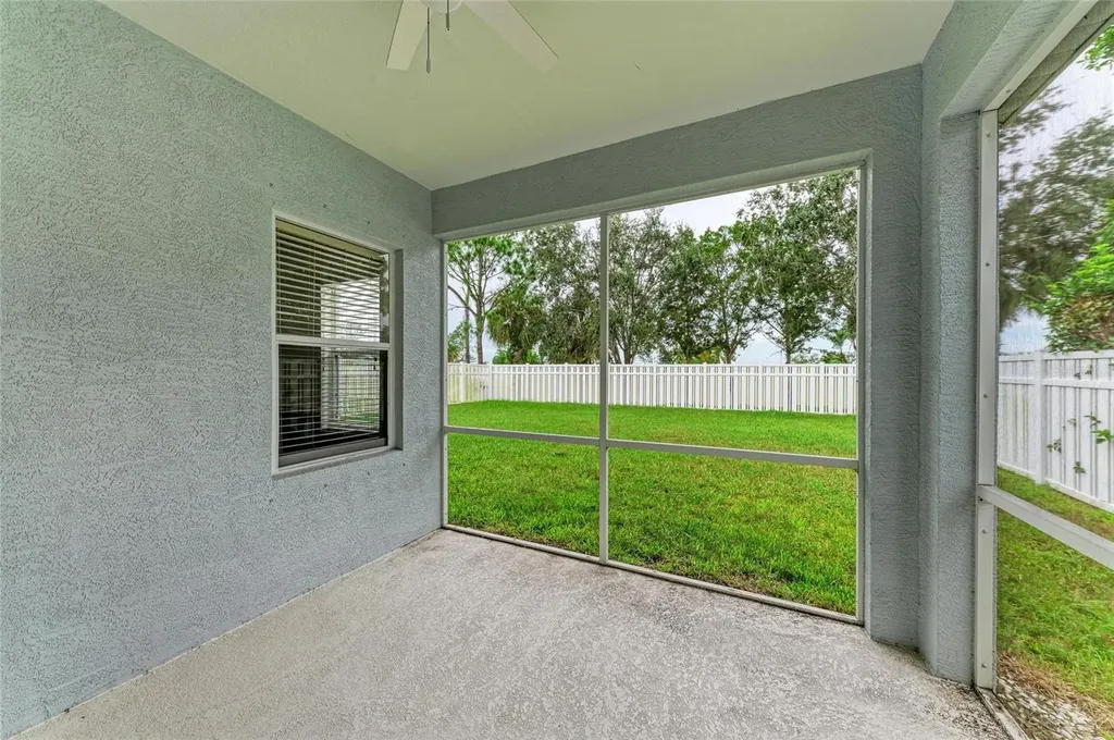 5234 Aqua Breeze Drive Bradenton FL 34208