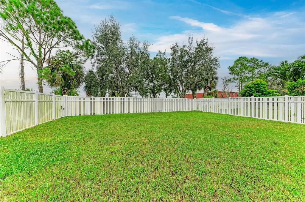 5234 Aqua Breeze Drive Bradenton FL 34208