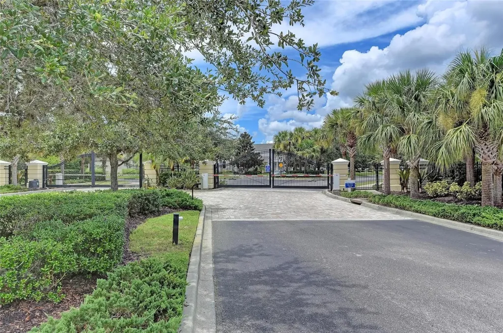 5234 Aqua Breeze Drive Bradenton FL 34208