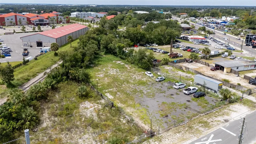 140 S Hawthorne Avenue Apopka FL 32703