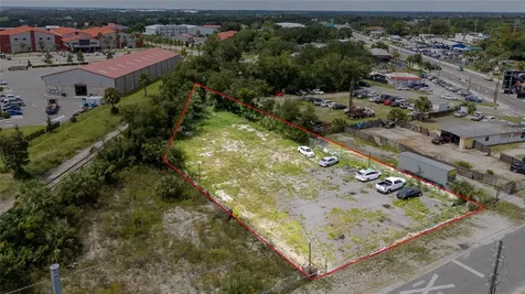 140 S Hawthorne Avenue Apopka FL 32703