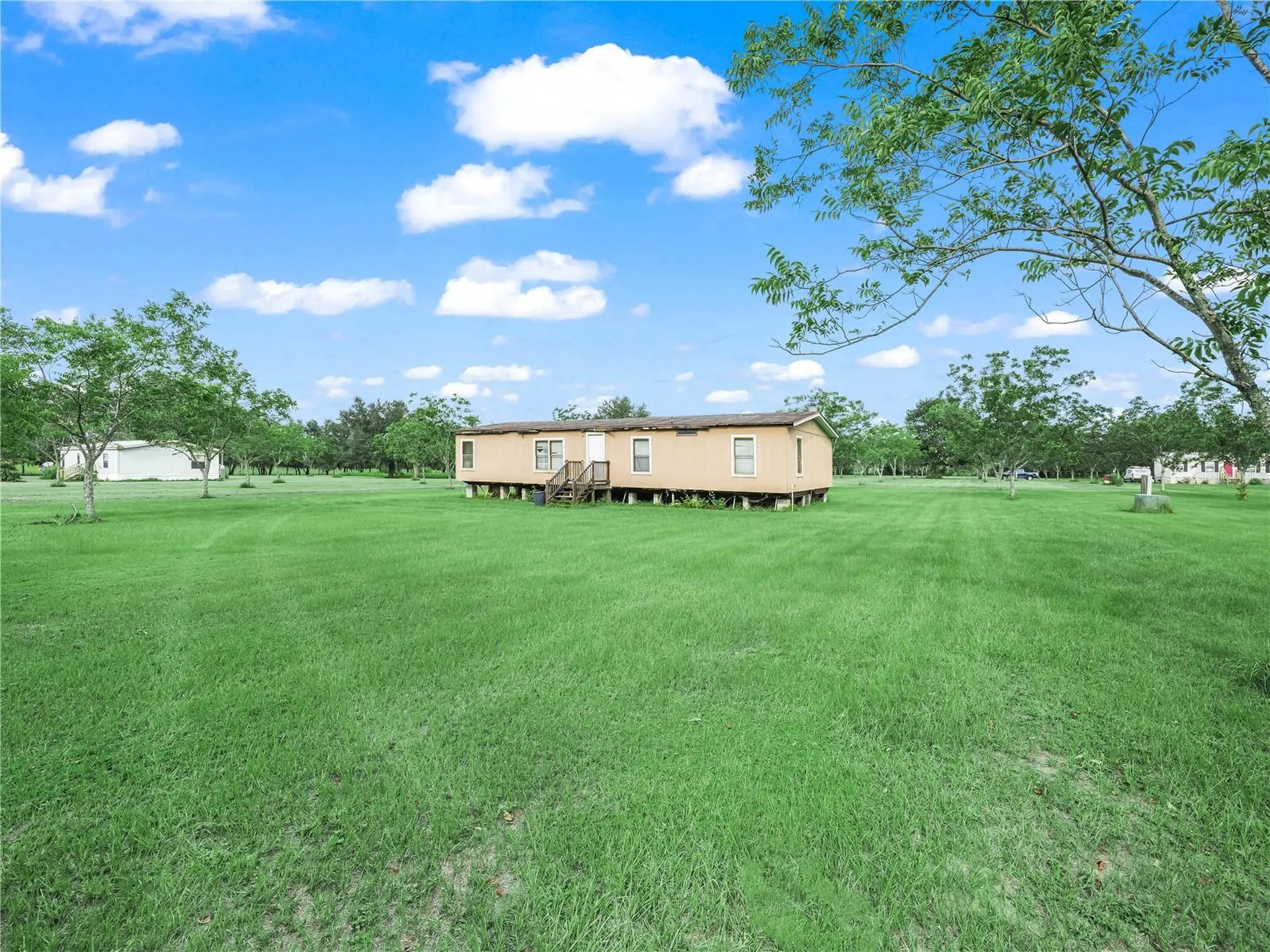 8564 Carey Road Lithia FL 33547