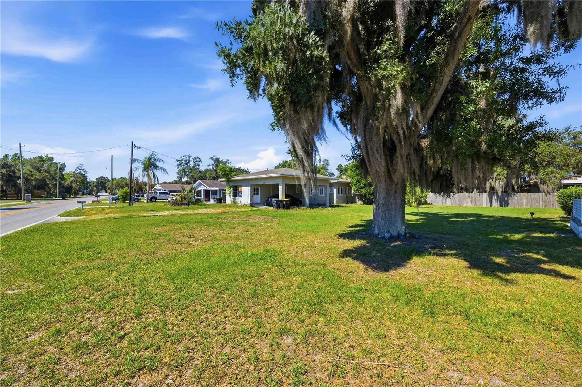 1997 26th Street NW Winter Haven FL 33881