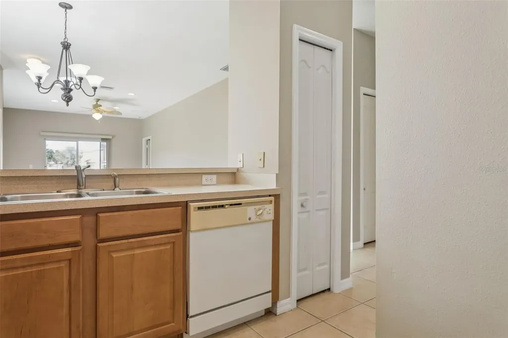 20312 Noble Oak Place Tampa FL 33647