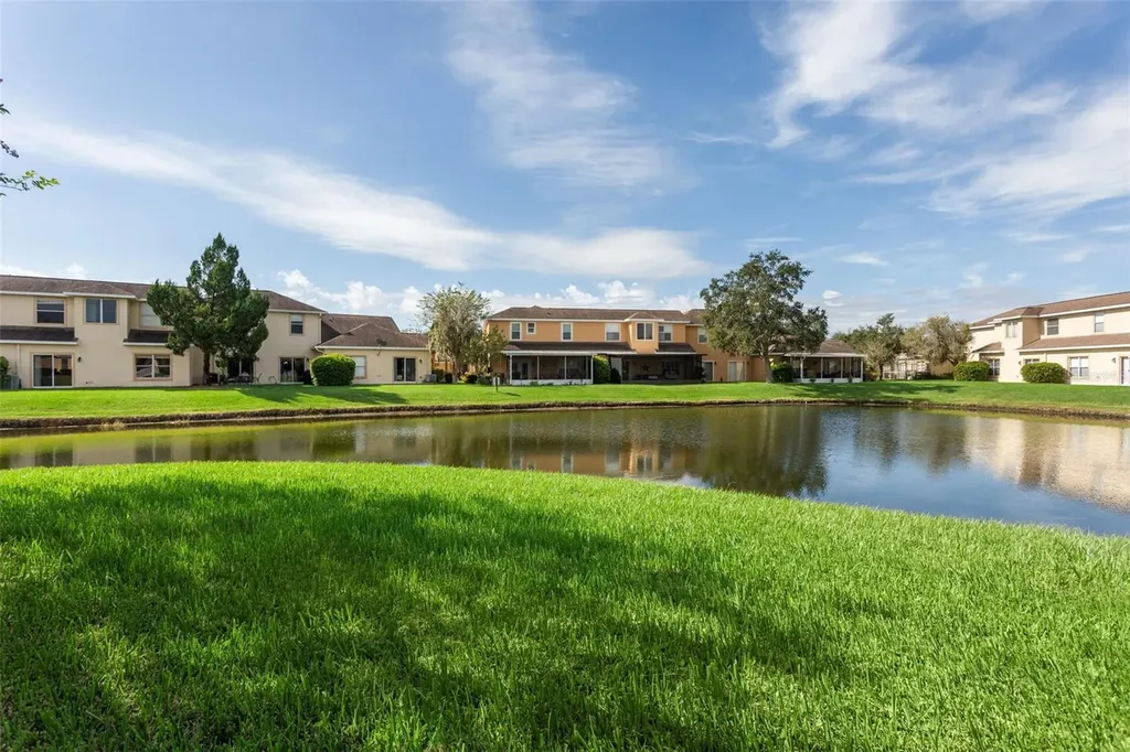 20312 Noble Oak Place Tampa FL 33647