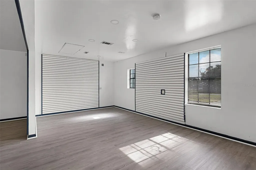 697 E Anderson Road Groveland FL 34736