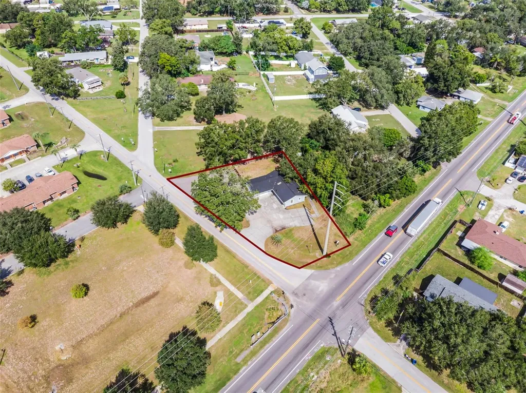 697 E Anderson Road Groveland FL 34736