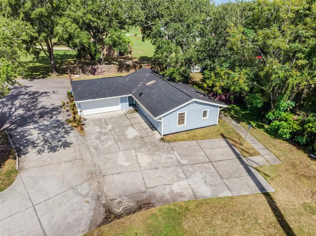 697 E Anderson Road Groveland FL 34736