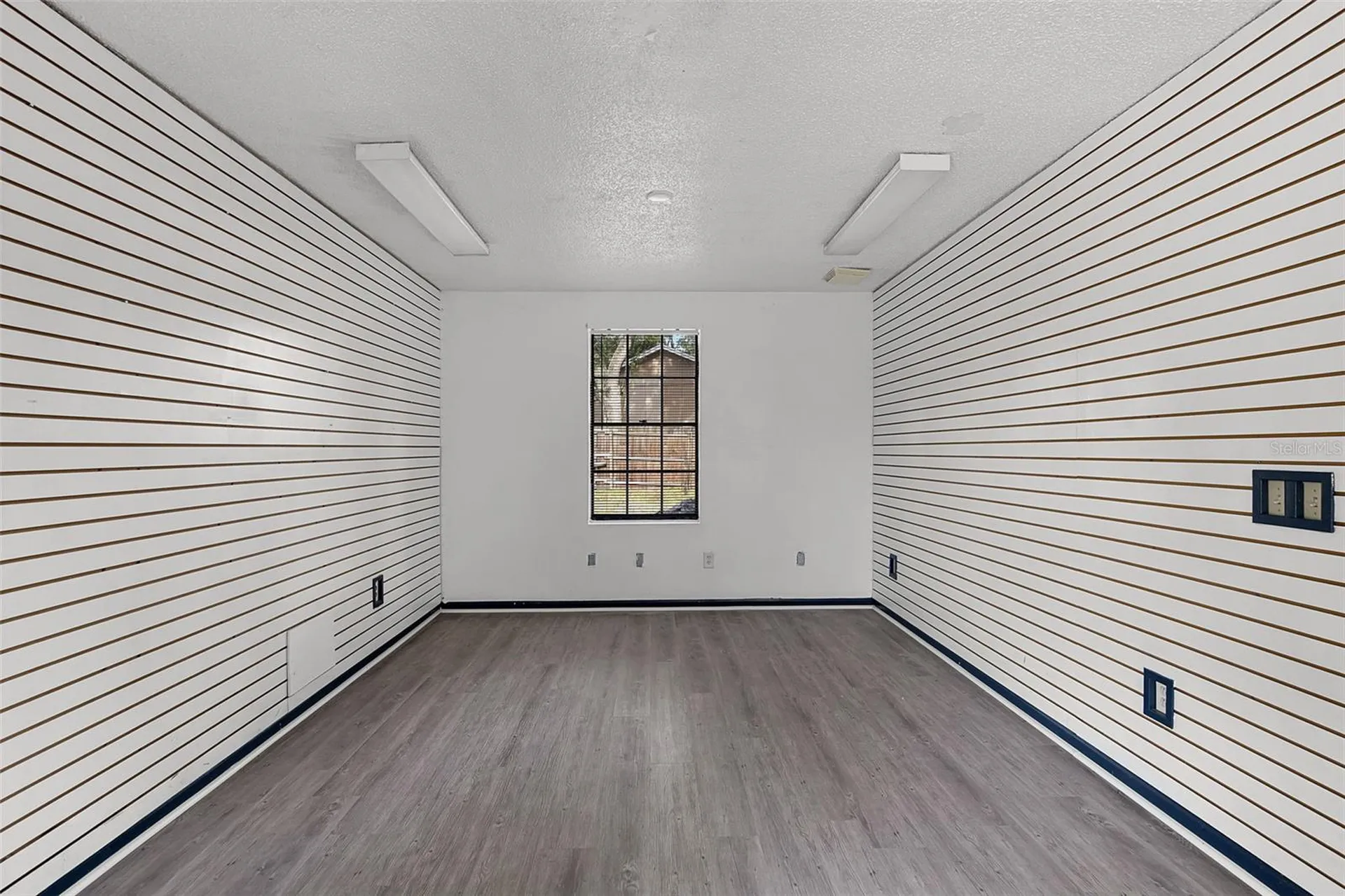 697 E Anderson Road Groveland FL 34736