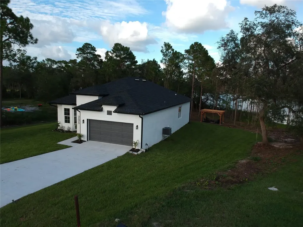 205 Rosedale Drive Deltona FL 32738