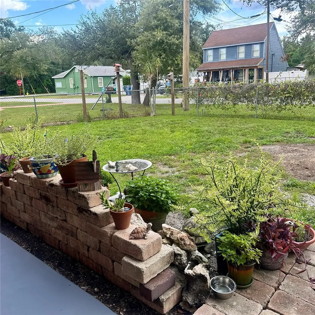 8704 N Rome Avenue Tampa FL 33604