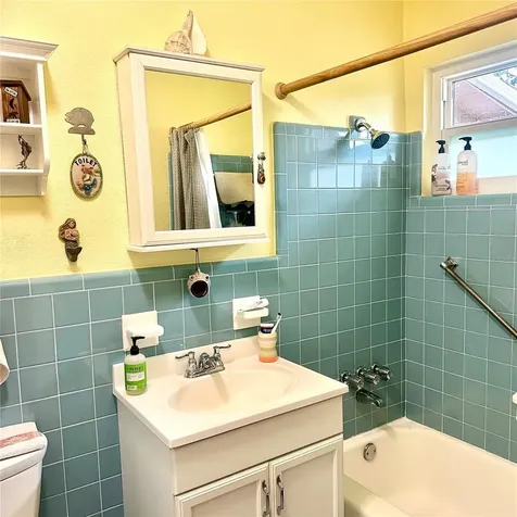 8704 N Rome Avenue Tampa FL 33604
