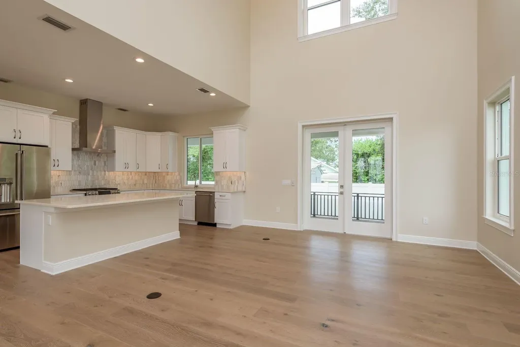 35 Acacia Street Tarpon Springs FL 34689