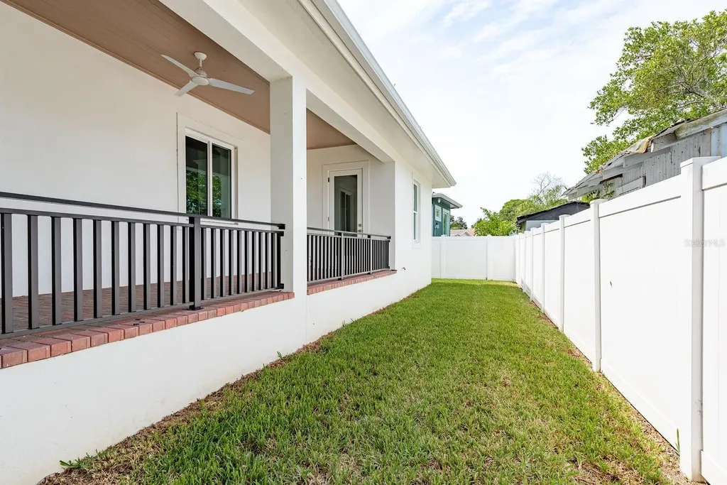 35 Acacia Street Tarpon Springs FL 34689