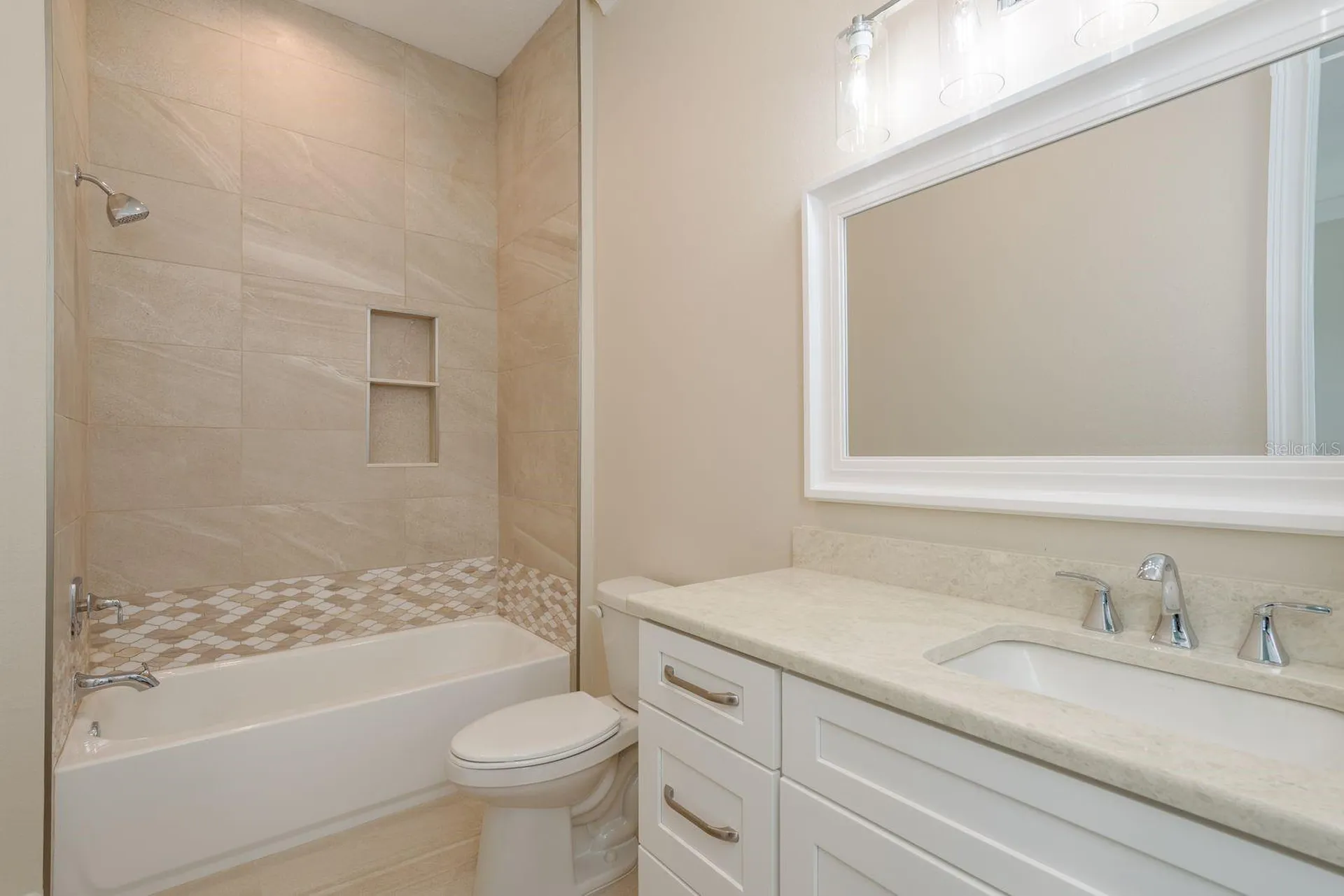 35 Acacia Street Tarpon Springs FL 34689