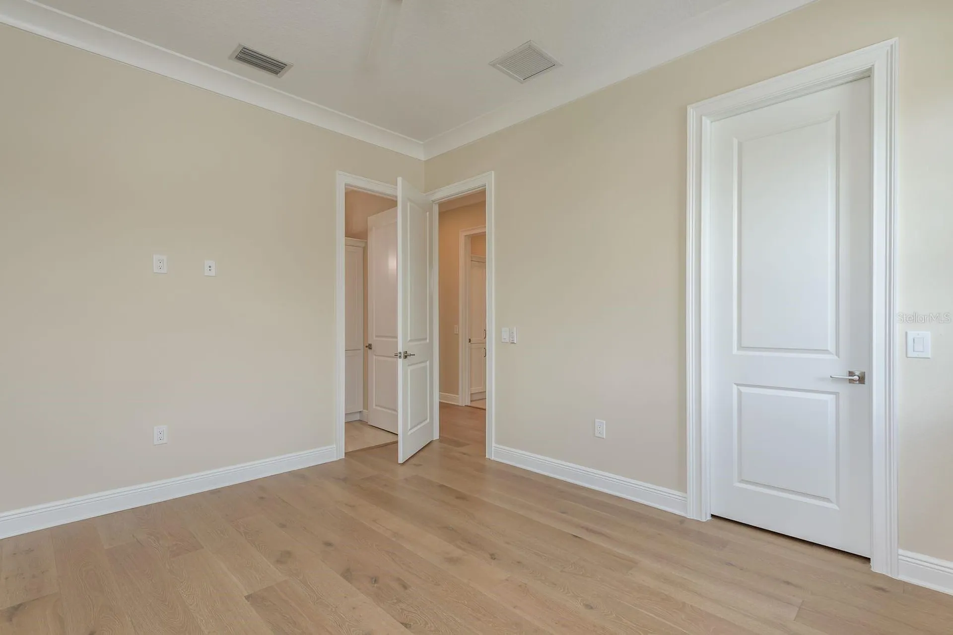 35 Acacia Street Tarpon Springs FL 34689