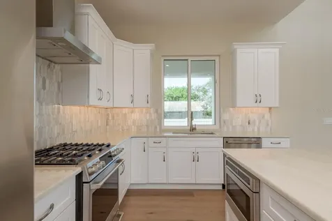 35 Acacia Street Tarpon Springs FL 34689