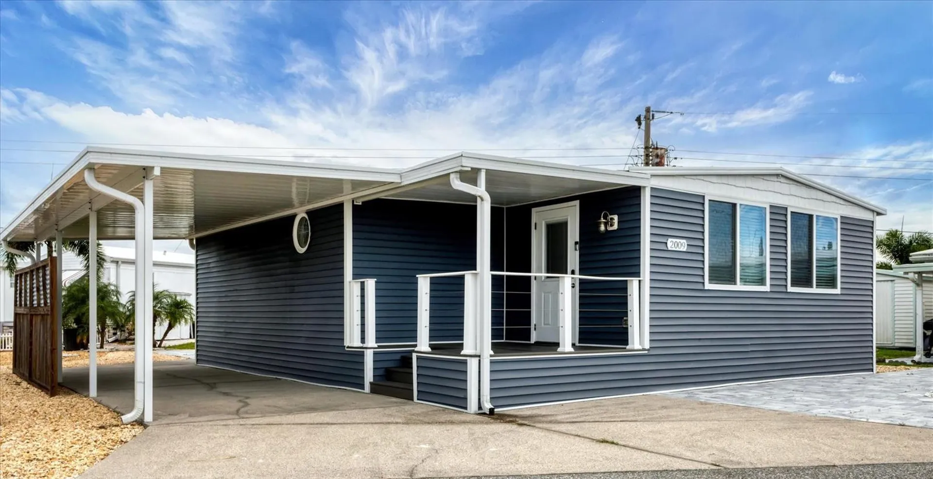 2009 Iowa Avenue Bradenton FL 34207