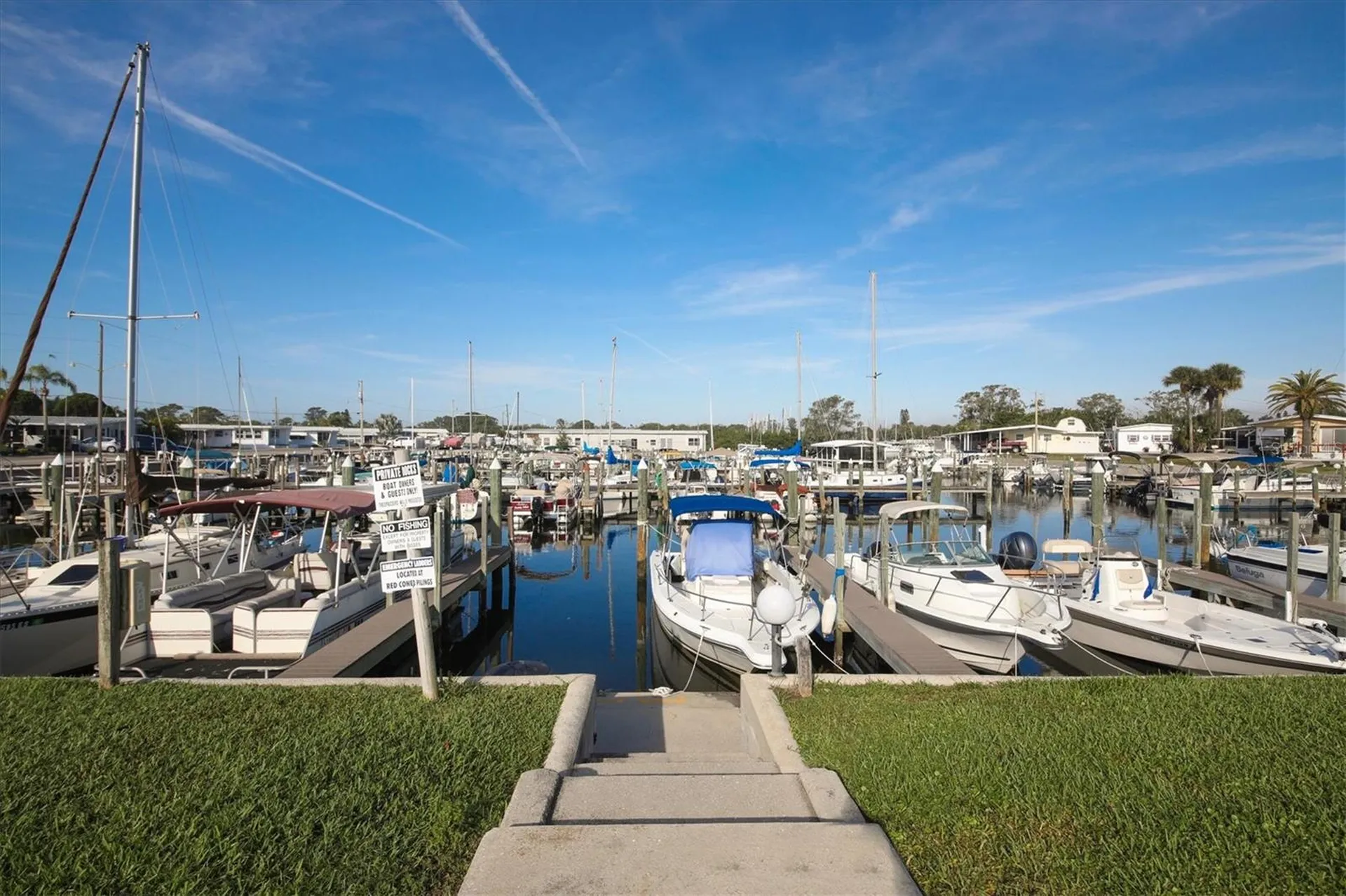 2009 Iowa Avenue Bradenton FL 34207