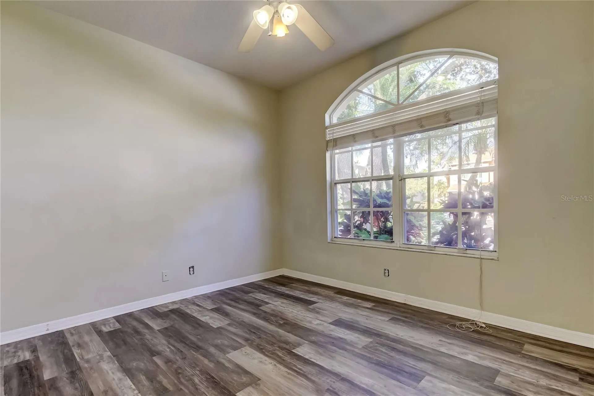 4157 Grandchamp Circle Palm Harbor FL 34685
