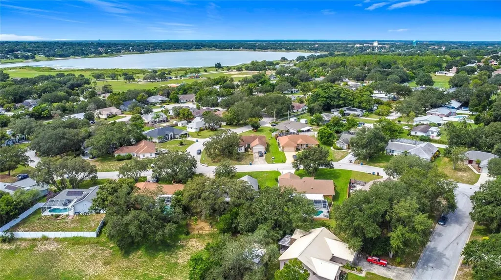 746 Cambridge Way Lake Wales FL 33853