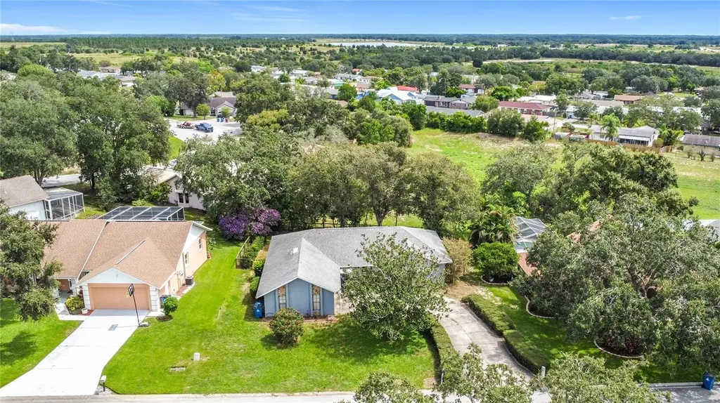 746 Cambridge Way Lake Wales FL 33853