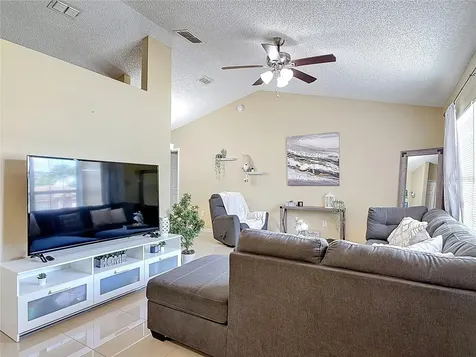 1618 Airmont Avenue Deltona FL 32725