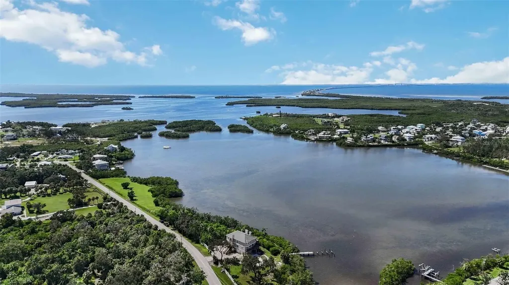 1460 Bayshore Drive Terra Ceia FL 34250