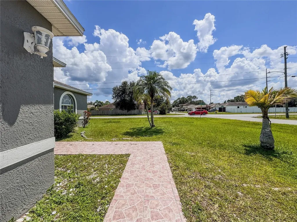 601 Bobcat Lane Kissimmee FL 34759