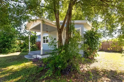 1101 28th Street N St Petersburg FL 33713