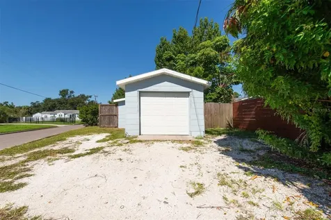 1101 28th Street N St Petersburg FL 33713