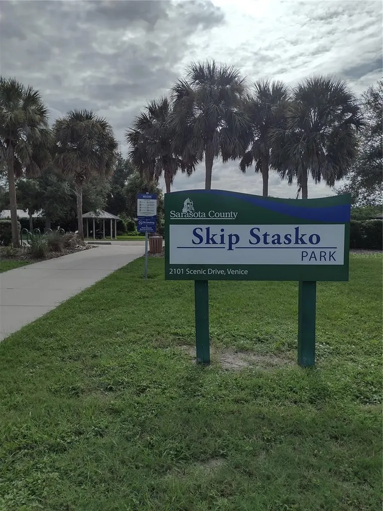 Venice FL 34293
