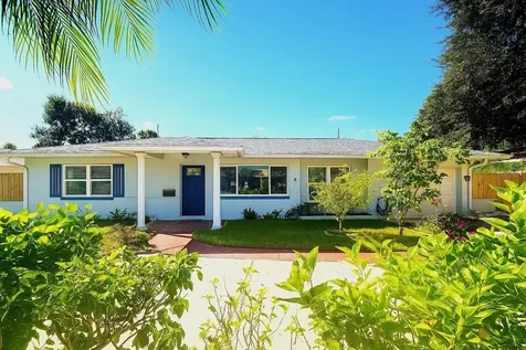 4210 25th Avenue N St Petersburg FL 33713