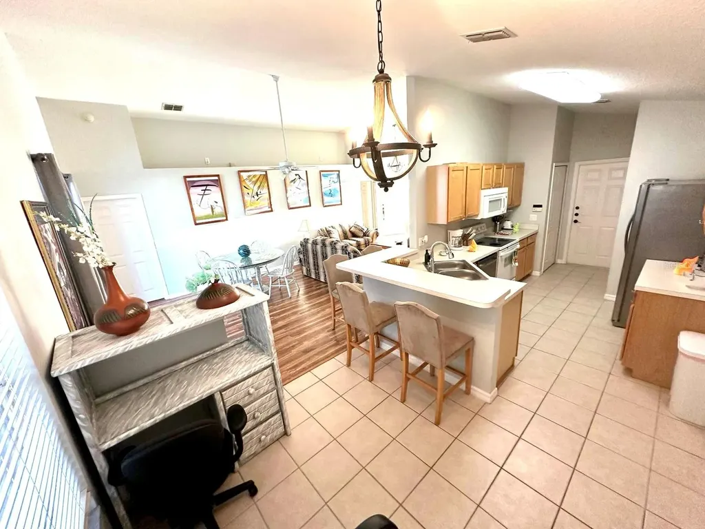 612 Troon Circle Davenport FL 33897
