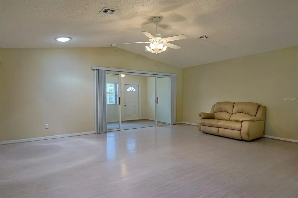 32716 Westwood Loop Leesburg FL 34748